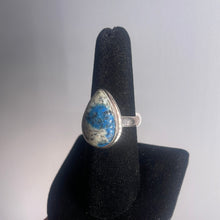 Load image into Gallery viewer, K2 Size 7 Sterling Silver Ring