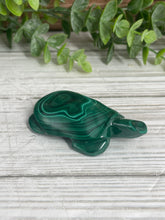 Load image into Gallery viewer, Malachite Turtle Carving