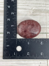 Load image into Gallery viewer, Strawberry Quartz Palm Stone Small