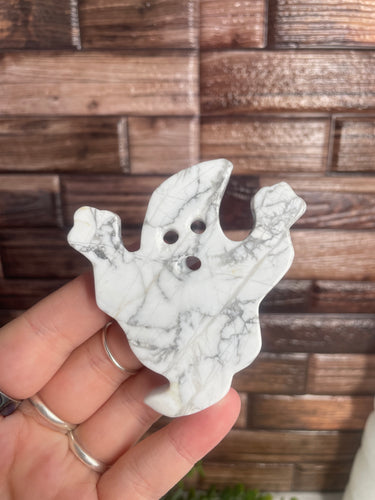 Howlite Ghost Carving