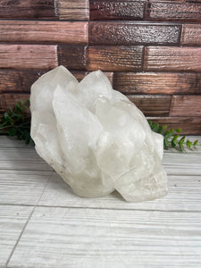 Quartz Cluster Skull XL