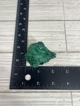 Load image into Gallery viewer, Fibrous Raw Velvety Malachite