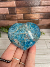 Load image into Gallery viewer, Blue Apatite Heart