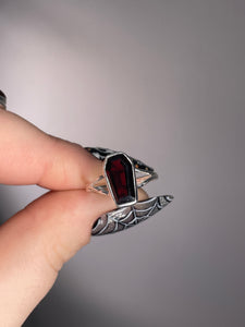 Garnet SZ 6 Sterling Silver Ring