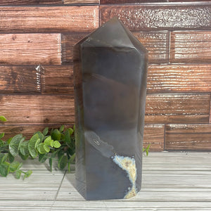 Druzy Agate Tower