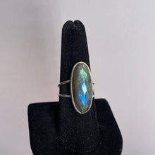 Load image into Gallery viewer, Labradorite Size 8 Sterling Silver Ring