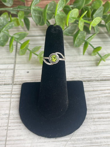 Peridot SZ 5 Sterling Silver Ring