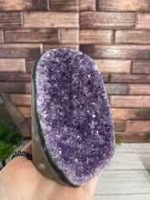 Load image into Gallery viewer, Amethyst Geode