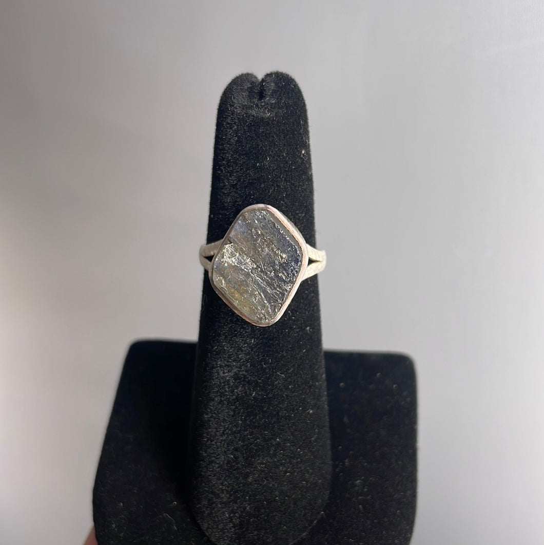 Labradorite Size 6 Sterling Silver Ring