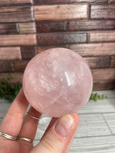 Load image into Gallery viewer, Rose Quartz Sphere