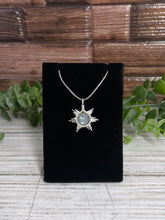 Load image into Gallery viewer, Labradorite Star/Snowflake Wire-Wrapped Pendant