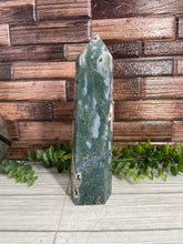 Load image into Gallery viewer, Moss Agate Tower