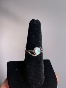 Rainbow Moonstone SZ 7 Sterling Silver Ring