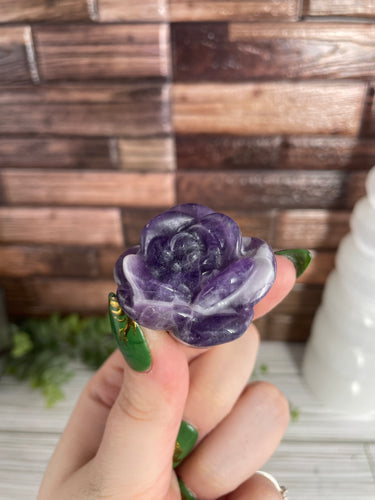 Chevron Amethyst Rose Carving