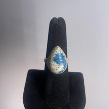 Load image into Gallery viewer, K2 Size 7 Sterling Silver Ring