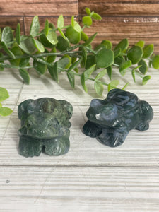 Moss Agate Frog Carving