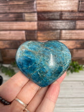 Load image into Gallery viewer, Blue Apatite Heart Medium