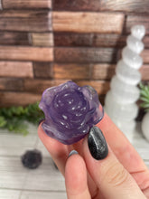 Load image into Gallery viewer, Fluorite Rose Carving