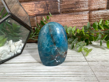 Load image into Gallery viewer, Blue Apatite Freeform