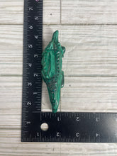 Load image into Gallery viewer, Malachite Crocodile Carving