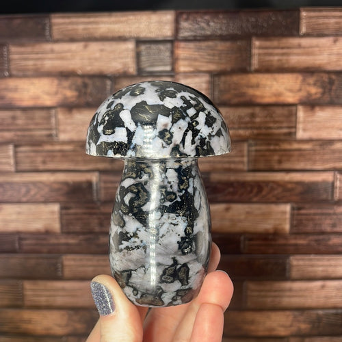 Indigo Gabbro Mushroom Carving