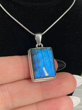 Load image into Gallery viewer, Blue Flash Labradorite Sterling Silver Pendant