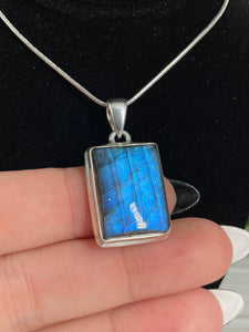 Blue Flash Labradorite Sterling Silver Pendant