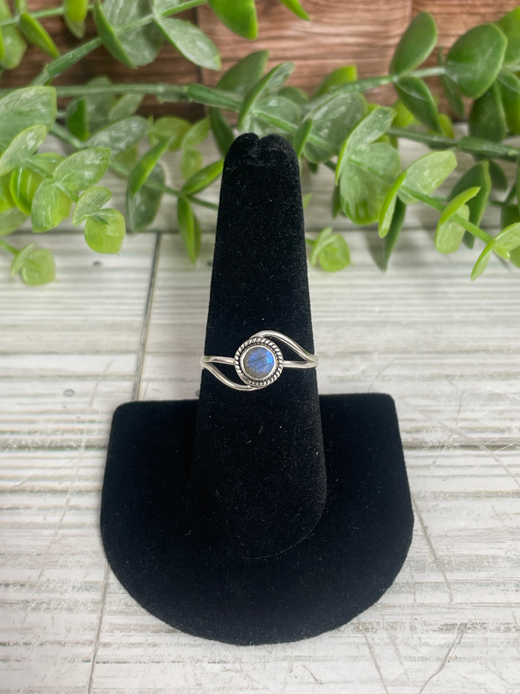 Labradorite SZ 8 Sterling Silver Ring