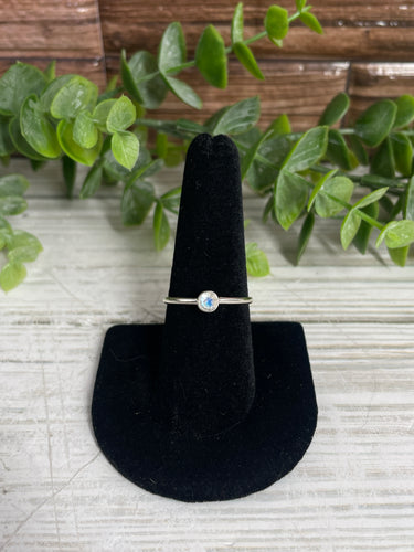 Moonstone SZ 8 Sterling Silver Ring