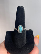 Load image into Gallery viewer, Labradorite SZ 8 Sterling Silver Ring