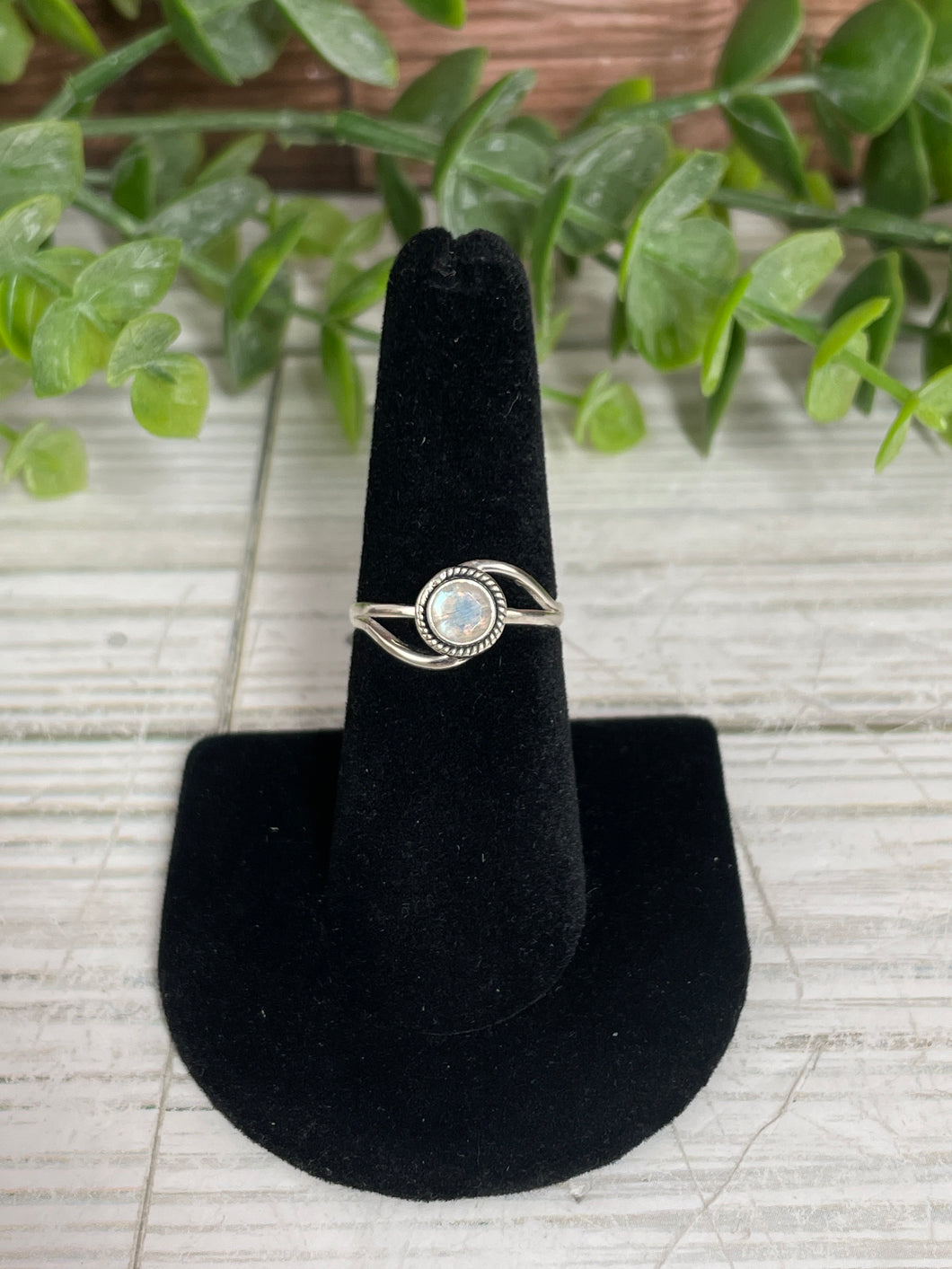 Rainbow Moonstone SZ 7 Sterling Silver Ring