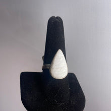 Load image into Gallery viewer, Scolecite Size 9 Sterling Silver Ring