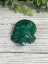 Load image into Gallery viewer, Malachite Turtle Carving