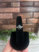 Load image into Gallery viewer, Labradorite Size 5 Sterling Silver Ring