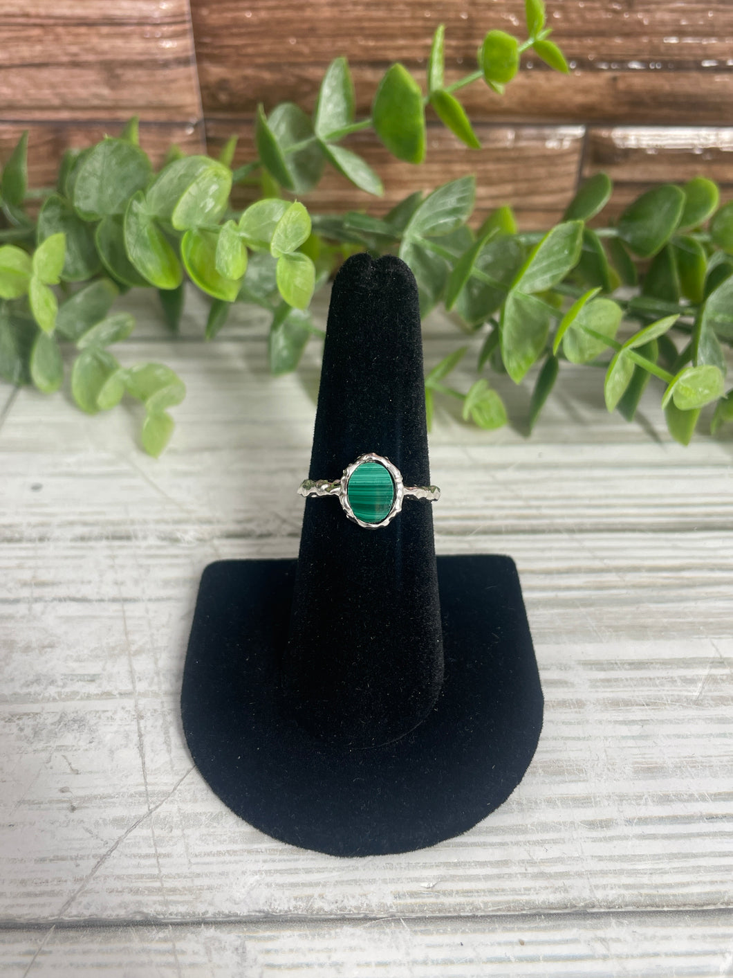 Malachite SZ 7 Hammered Sterling Silver Ring