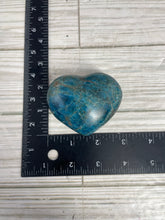 Load image into Gallery viewer, Blue Apatite Heart Medium