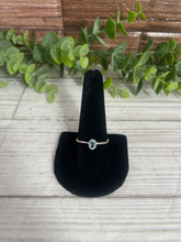 Load image into Gallery viewer, Aquamarine SZ 10 Sterling Silver Ring