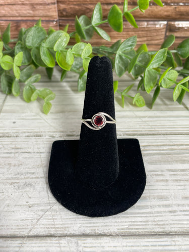 Garnet SZ 7 Sterling Silver Ring