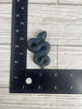 Load image into Gallery viewer, Labradorite Snake Carving