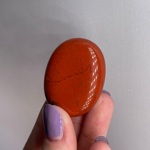 Red Jasper Palm Stone