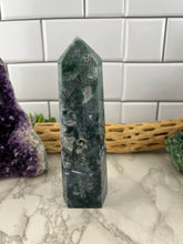 Load image into Gallery viewer, Moss Agate Tower